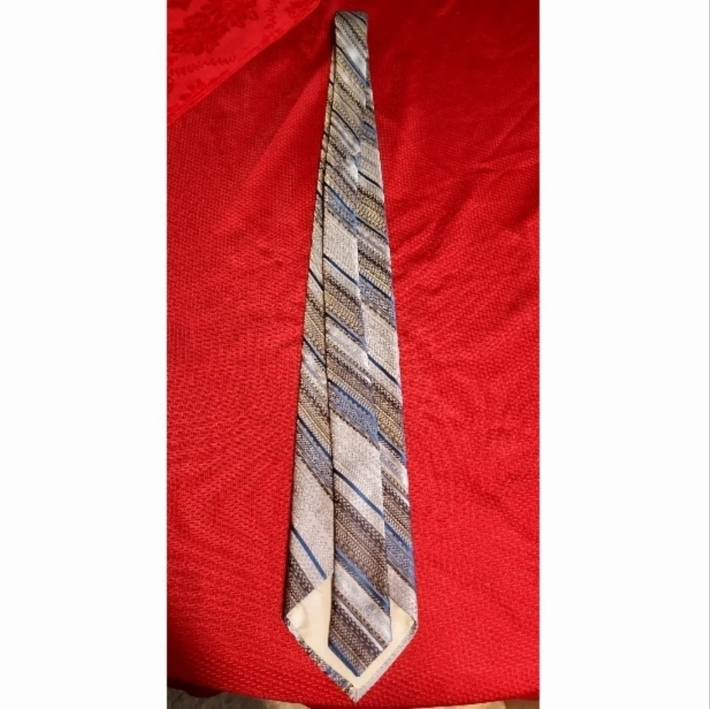VINTAGE Youngs by damon men's tie